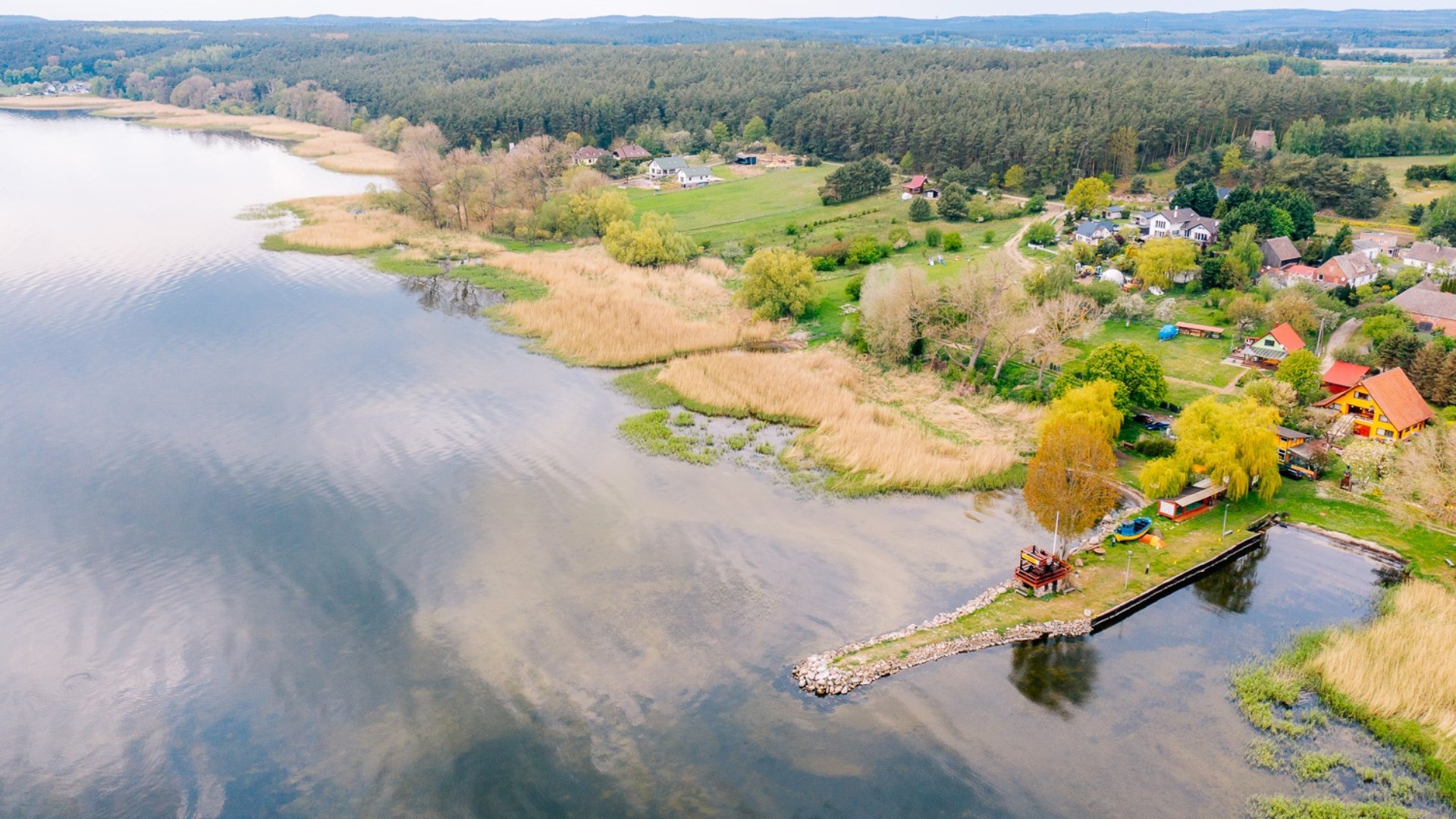 Działka na sprzedaż