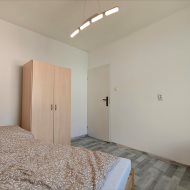 Dwupoziomowe 4 pokoje 66,4 m² – przestrzeń i styl