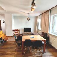 Dwupoziomowe 4 pokoje 66,4 m² – przestrzeń i styl