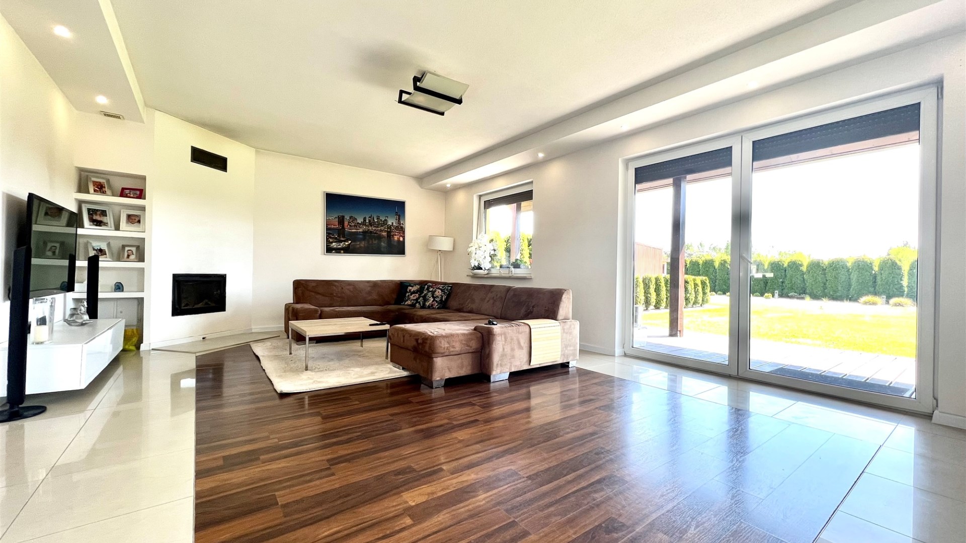 DOM 5pok. 200m2, DZIAŁKA 1030m2 - Polecam