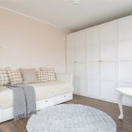 SZEREGOWIEC NA STRZEŻONYM OSIEDLU