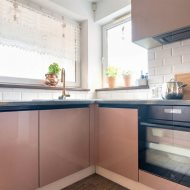 SZEREGOWIEC NA STRZEŻONYM OSIEDLU