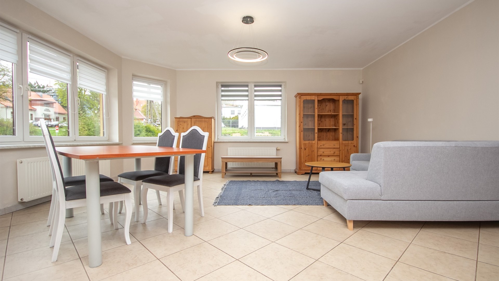 Duże, 5 pokojowe mieszkanie na wynajem