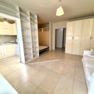 POGODNO - OS. HORESZKÓW - KAWALERKA Z SYPIALNIĄ 