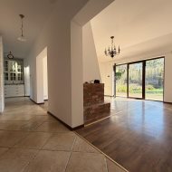 Pompa ciepła||obok lasu||płaska działka