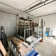 OBIEKT HANDLOWO-BIUROWO-MAGAZYNOWY - GŁÓWNA ULICA