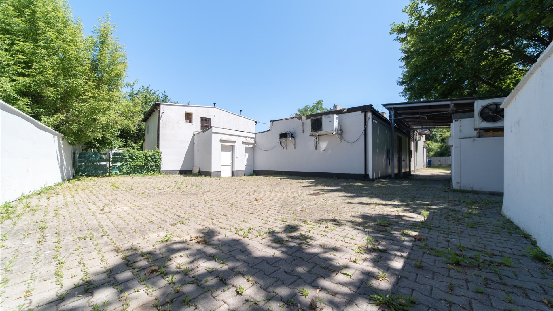 Obiekt produkcyjny | 1232 m2 | 507 m2 | A6 i S3