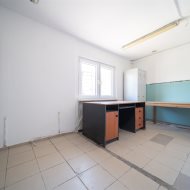 Obiekt produkcyjny | 1232 m2 | 507 m2 | A6 i S3
