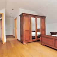 Dom dla rodziny dwupokoleniowej lub pod wynajem – 