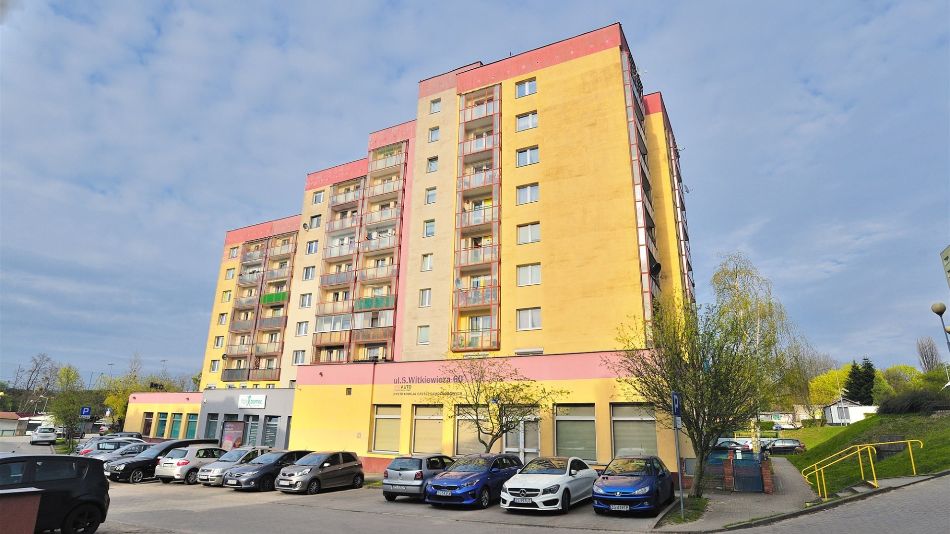Sprzedam 2 pokoje z balkonem przy Witkiewicza.