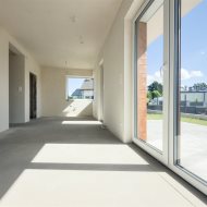Pełen światła  nowoczesny dom wolnostojacy 